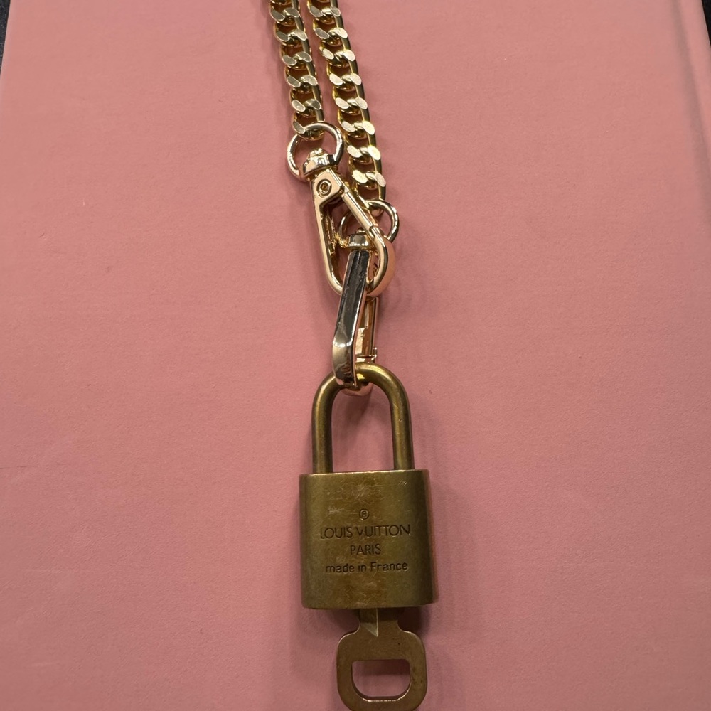 Louis Vuitton Gold Padlock & key !